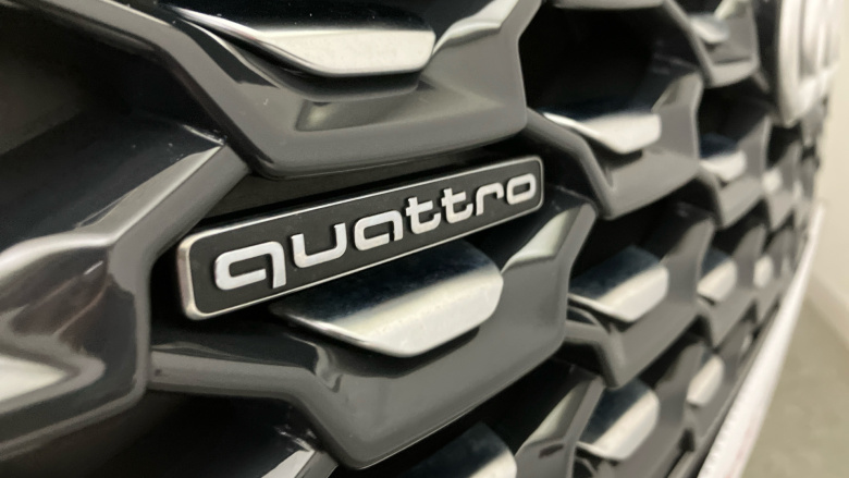 Audi Q5 40 TDI Quattro S Line 5dr S Tronic [C+S] Diesel Estate